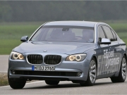 BMW    BMW ActiveHybrid 7-.-  4