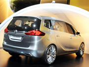 Zafira Tourer Concept    -  9