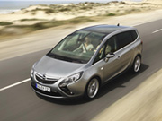 Zafira Tourer    Opel Zafira-  9