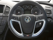 Opel Insignia OPC-  4