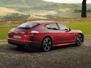 Panamera  Panamera 4-  2