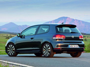 Volkswagen Golf    -  30