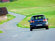 Volkswagen Golf    -  27