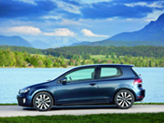Volkswagen Golf    -  24