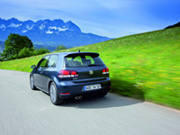 Volkswagen Golf    -  16