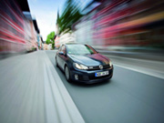 Volkswagen Golf    -  4