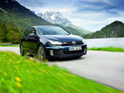 Volkswagen Golf    -  3