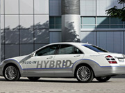 Thomas Weber,    -  7